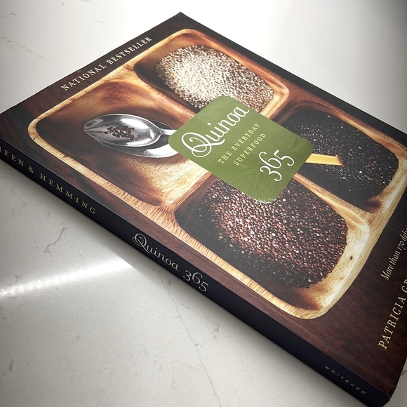 Quinoa The Everyday Superfood 365 Cookbook - Picture 7 of 7